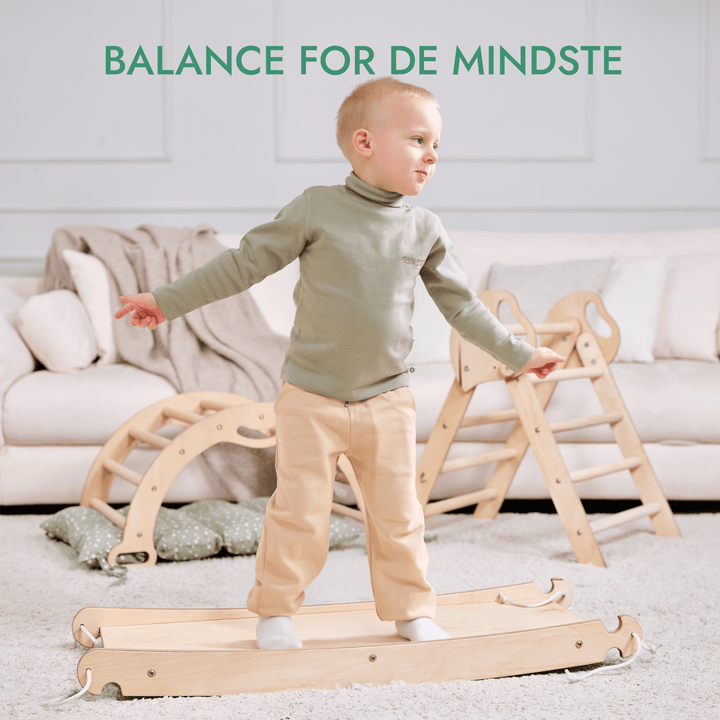 4 - i - 1 Klatresæt til småbørn: Trekantstige + Træbue + Rutsjebane + Pude - Goodevas DK